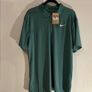 Nike Men's Green Polo Shirt